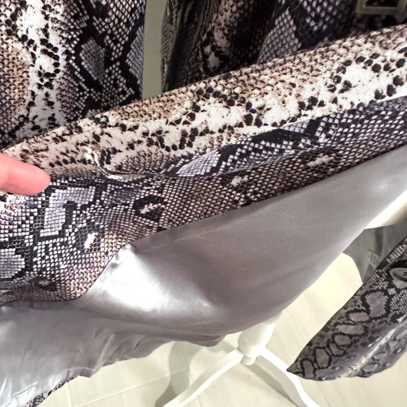 Michael Michael Kors Cotton Trench Snake Print Lined Coat Belted Button Front - Picture 7 of 10